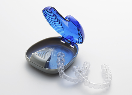 マウスピースとケース